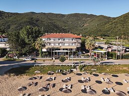 Calma Beach Hotel