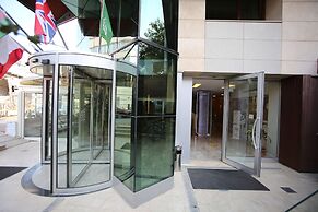 Grand Nora Hotel