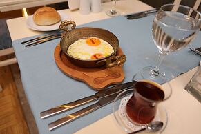 Grand Nora Hotel