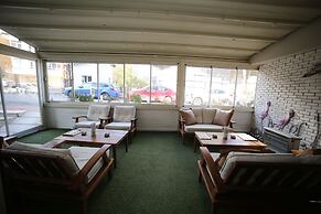 Grand Nora Hotel