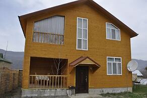 Qechresh Villa Lux