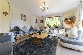 Chalet Bluebell