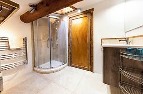 Chalet Bluebell