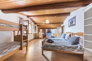 Chalet Bluebell