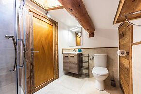 Chalet Bluebell