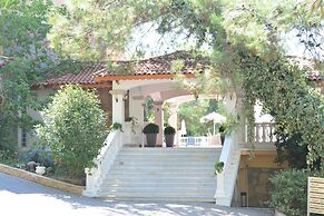 Pine Club Apart Hotel
