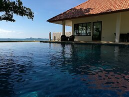 Heaven Beach Resort