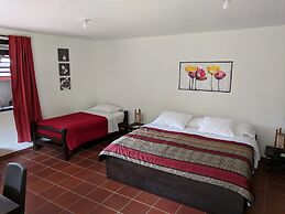 Hotel Huaka - Yo