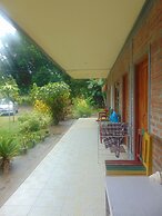 Del Mar Home Stay and Cafe