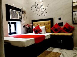 City Hotel