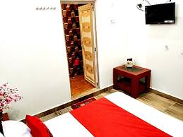 City Hotel