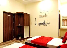 City Hotel