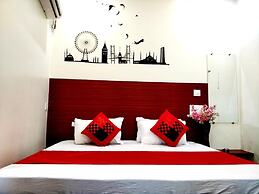 City Hotel