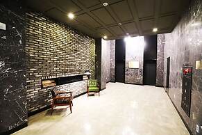 Dongducheon Hotel The Gray