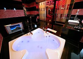 Fongchin Motel