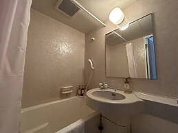 Step Inn Shin-Osaka Higashiguchi