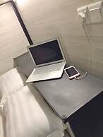 1992 Capsule Hotel - Hostel