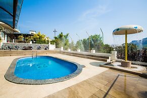 Cloud 9 Hills Resort