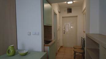 Accommodation Mell