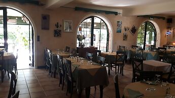 Auberge Les Arômes