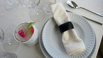 Agartha Boutique Hotel - StoneHouse