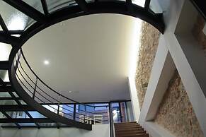 Agartha Boutique Hotel - StoneHouse