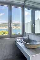 Core Luxury Suites