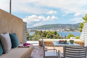 Core Luxury Suites