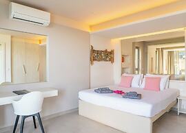 Core Luxury Suites
