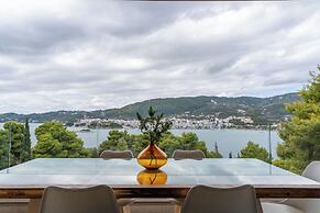 Core Luxury Suites