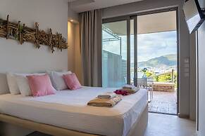 Core Luxury Suites
