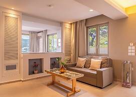 Core Luxury Suites