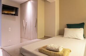 Core Luxury Suites