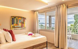 Core Luxury Suites