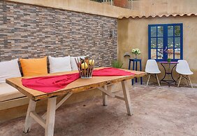 Core Luxury Suites
