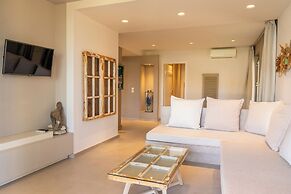 Core Luxury Suites