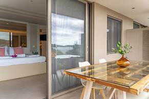 Core Luxury Suites
