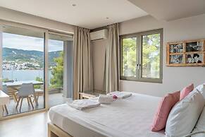 Core Luxury Suites