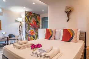 Core Luxury Suites