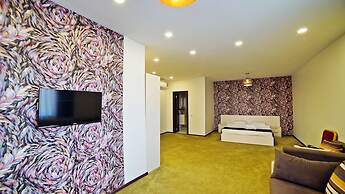 Mardi Plaza Hotel