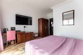 Residences Feto II