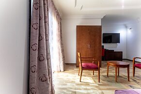 Residences Feto II