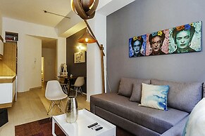 MyPlace Donceles