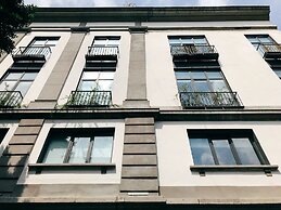 MyPlace Donceles