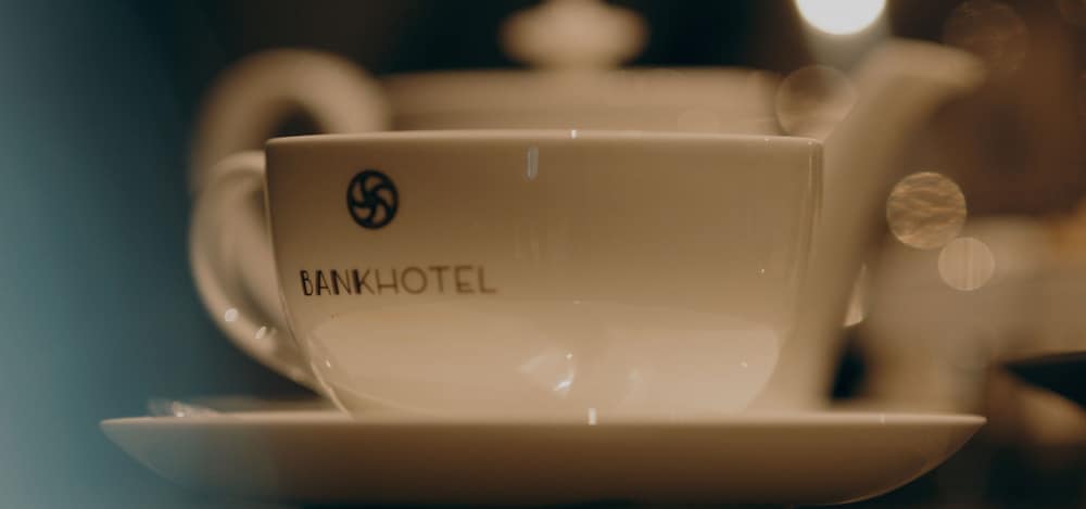 Bank Hotel