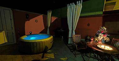 LunaMia & Pool