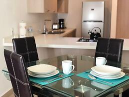Alameda Downtown Apartment 404