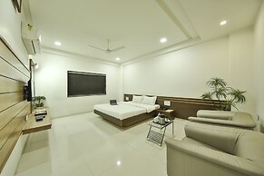 Radhe Upavan Resort