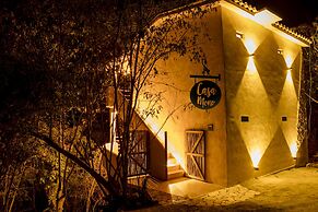 Casa Mono