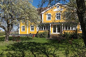 Mjällbyhus Pensionat & Stugby